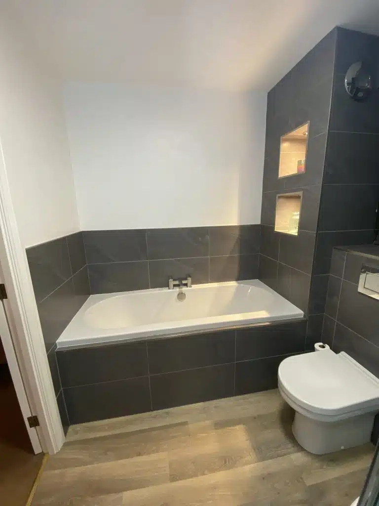 Fitted Bathroom Wonders In Wynyard 3 IMG x