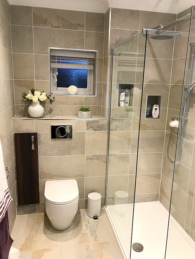 Gorgeous Bathroom In Guisborough 1 Screen Shot at