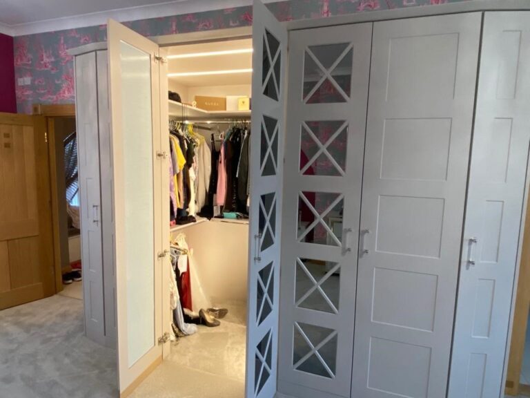 Statement Bedroom In Wynyard 2 ee